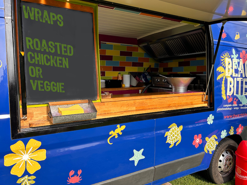 Wraps op locatie foodtruck